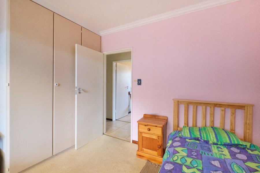5 Bedroom Property for Sale in Flamingo Vlei Western Cape